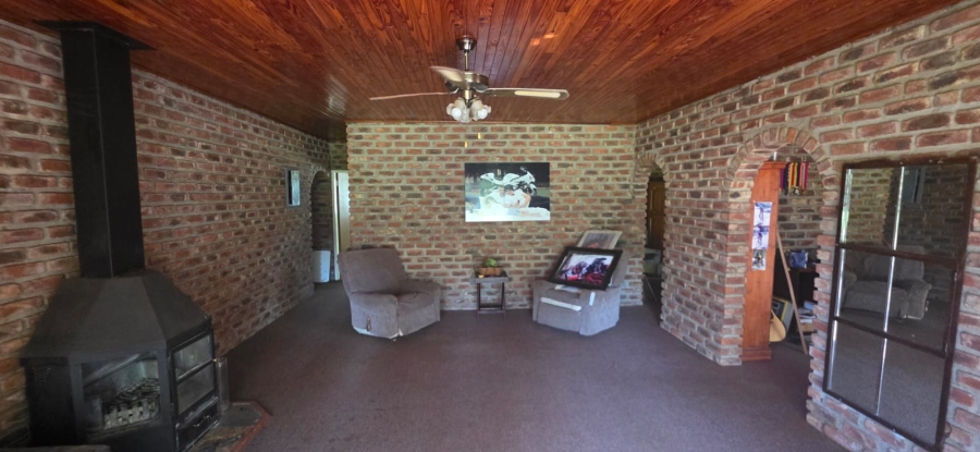 4 Bedroom Property for Sale in Potchefstroom Rural North West